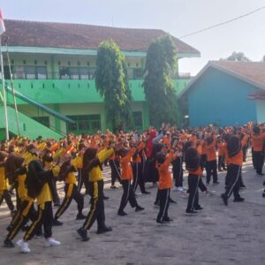 KEGIATAN SENAM PAGI AKHIR PEKAN